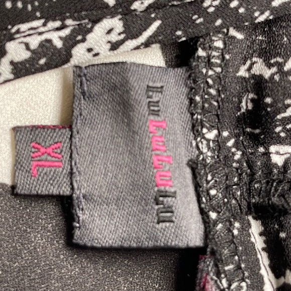 Lulululu blouse size xl - Picture 5 of 8